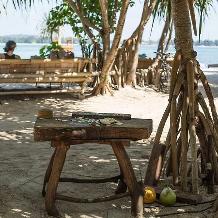 Island View Bar & Bungalow Gili Islands Exterior photo
