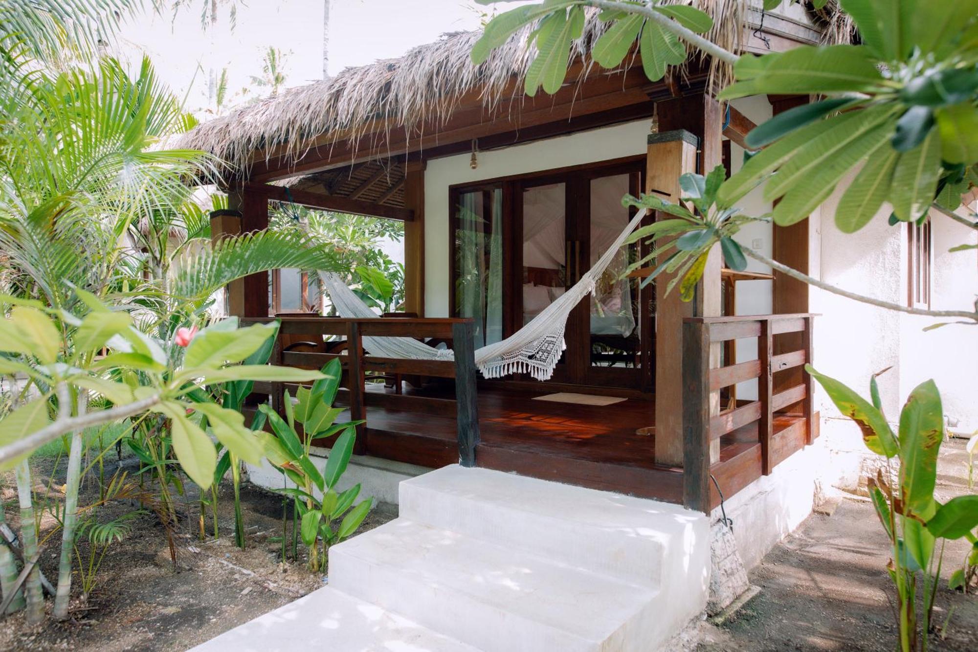 Island View Bar & Bungalow Gili Islands Exterior photo
