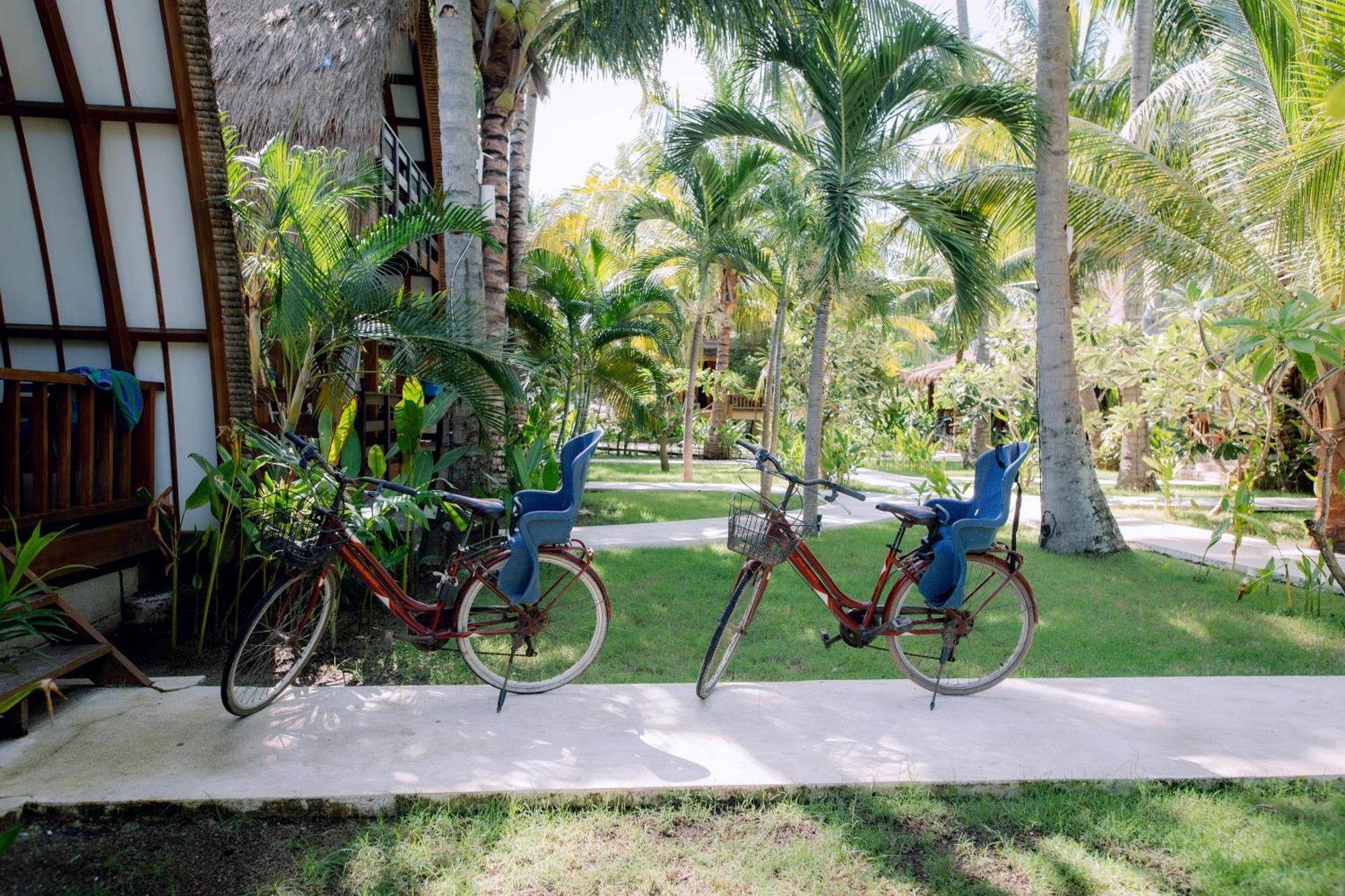 Island View Bar & Bungalow Gili Islands Exterior photo