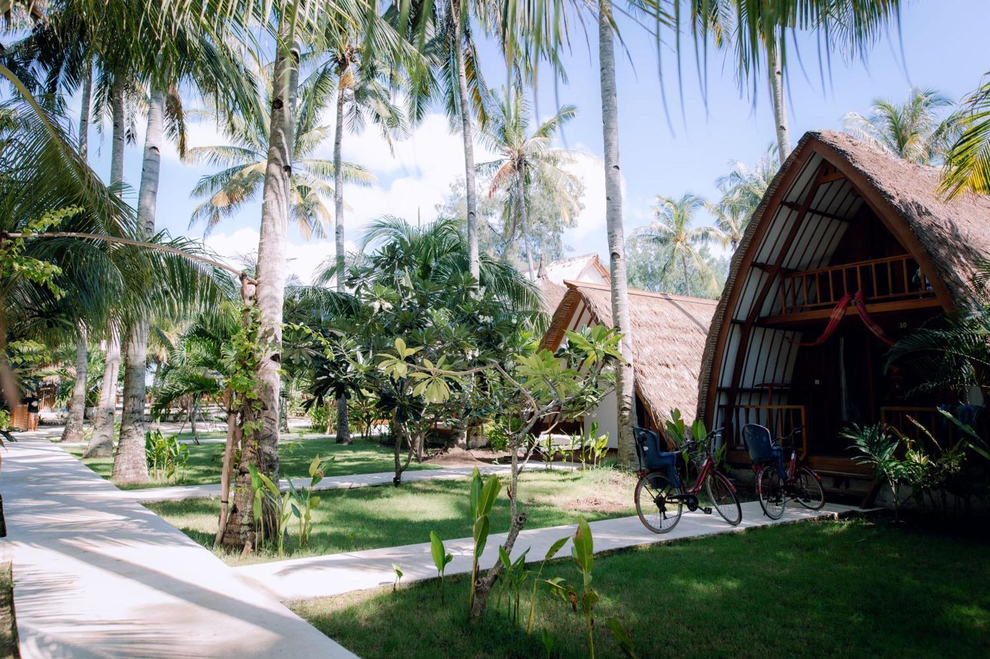 Island View Bar & Bungalow Gili Islands Exterior photo