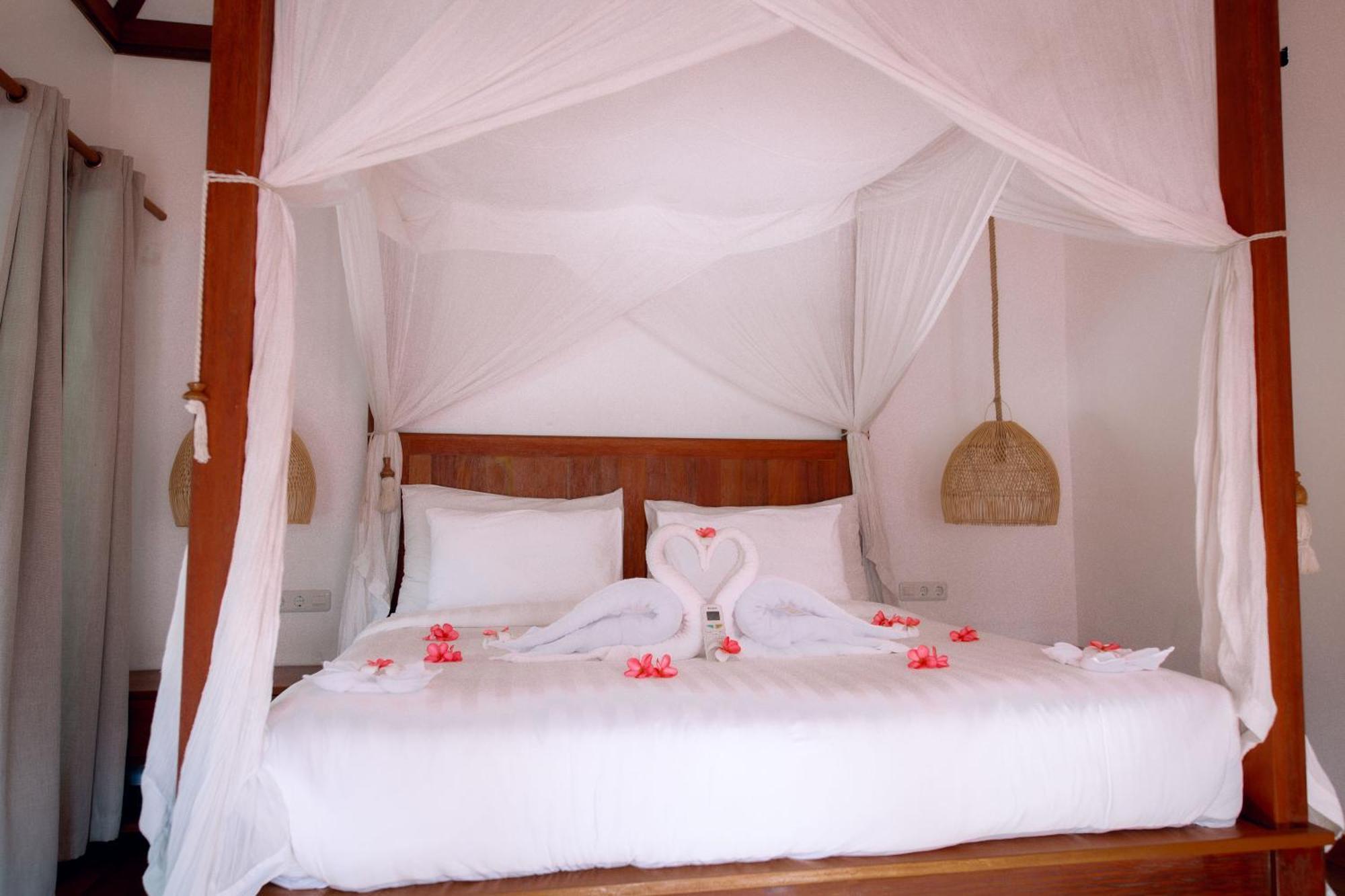 Island View Bar & Bungalow Gili Islands Exterior photo