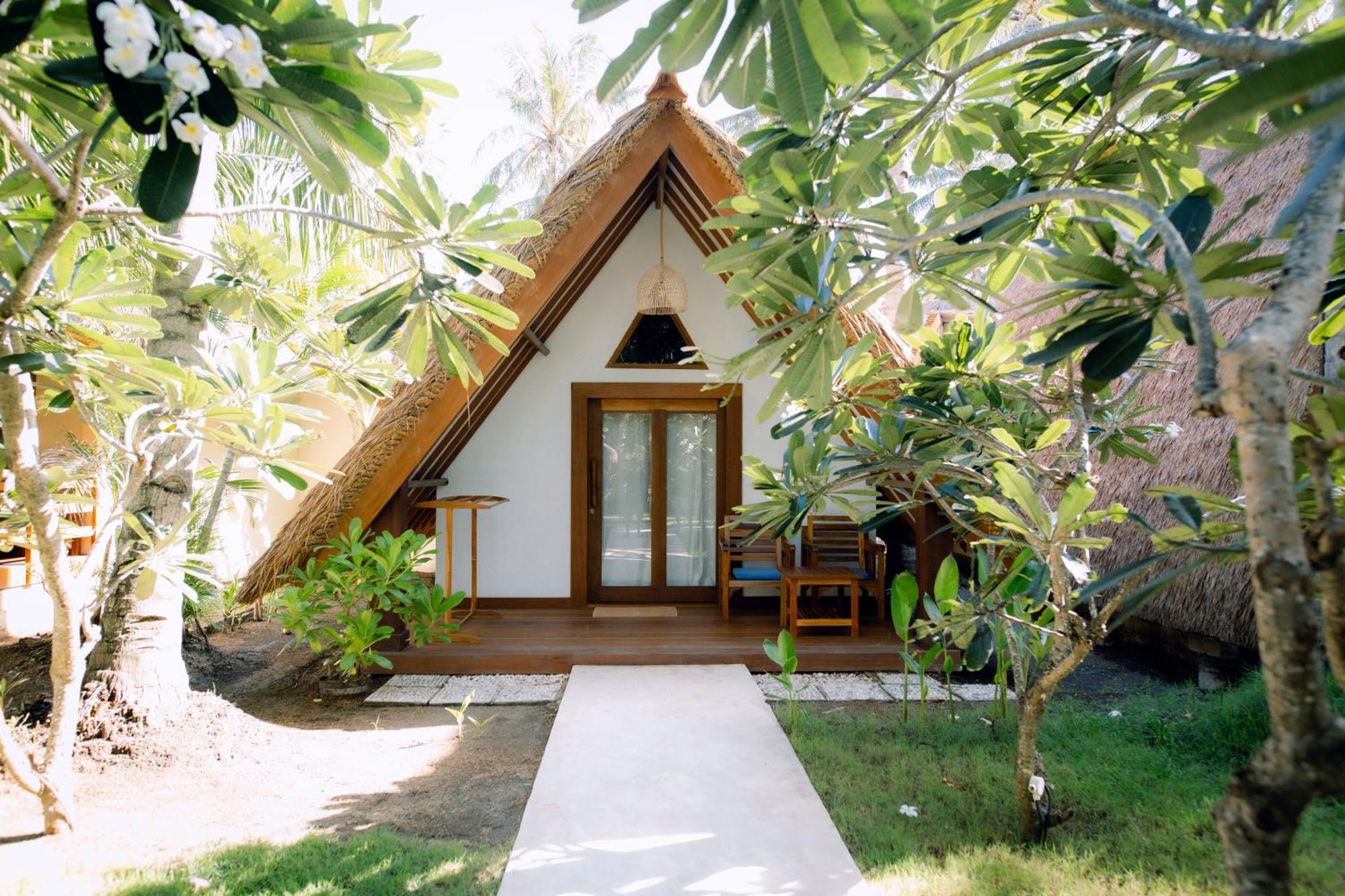 Island View Bar & Bungalow Gili Islands Exterior photo