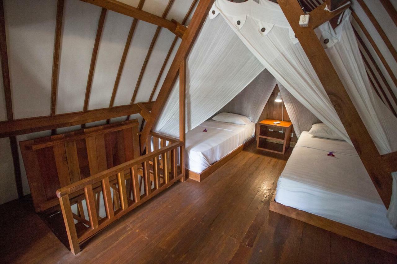 Island View Bar & Bungalow Gili Islands Exterior photo